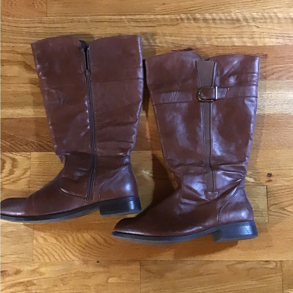 Women’s size 10 wide Marbella brown boots R
